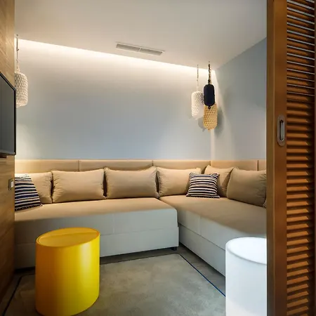 Marea Suites, Valamar Collection אתר נופש 5*